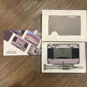 The Ridge Men’s wallet- brand new never used